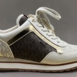 اسنیکر مایکل کورس